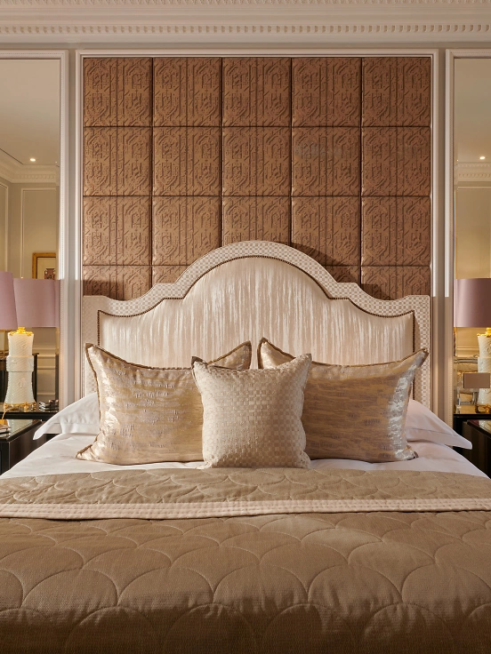 Deluxe Corner Suite Deluxe Corner Suite